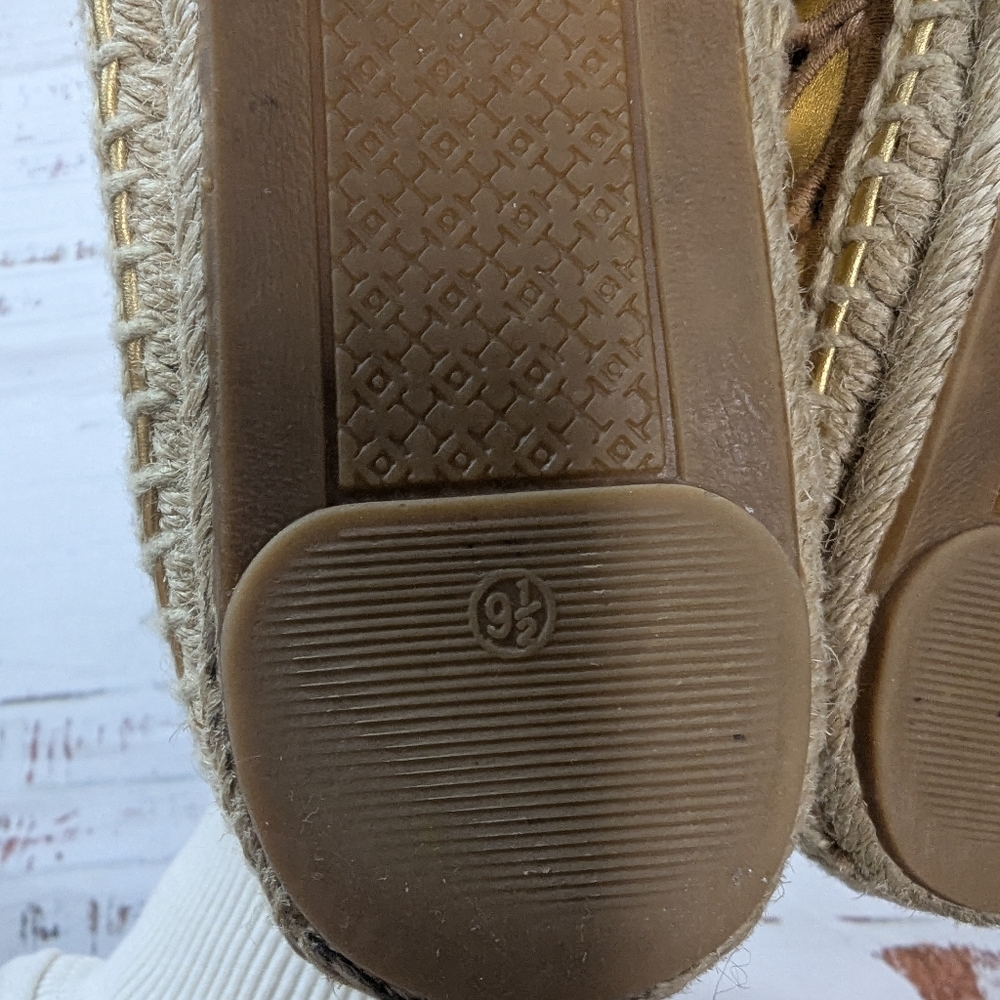 Tory Burch Gold Lace Espadrille Slip On Flatts - Picture 6 of 8